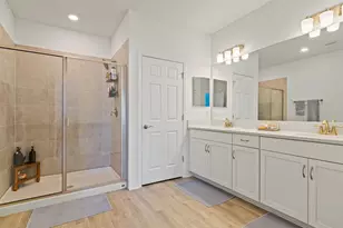 4119 Via Sienna Cir, Sarasota, FL 34243 - Photo 19