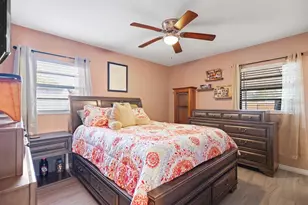 1001 Alpine Dr, Brandon, FL 33510 - Photo 11