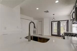 6032 Lanshire Dr, Tampa, FL 33634 - Photo 13