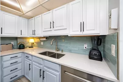 1 Key Capri #606W, Treasure Island, FL 33706 - Photo 9