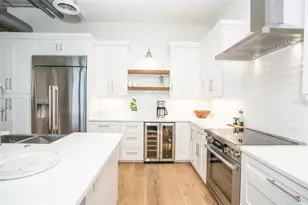 175 2nd St S, Saint Petersburg, FL 33701 - Photo 13