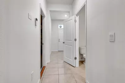 136 Mangrove Shade Circle, Apollo Beach, FL 33572 - Photo 7