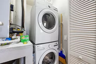 608 Lucaya Loop, Davenport, FL 33897 - Photo 15