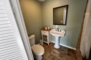 3102 N Woodrow Ave, Tampa, FL 33603 - Photo 11