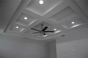 8331 Peggy St, Tampa, FL 33615 - Photo 23