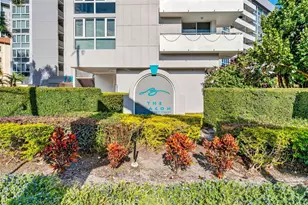 470 3rd St S, Saint Petersburg, FL 33701 - Photo 3