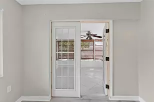 2127 Scotland Dr, Clearwater, FL 33763 - Photo 21