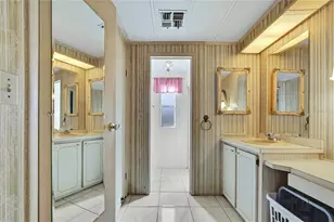 3230 Brewster Dr, Holiday, FL 34690 - Photo 25