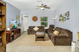 842 Tennyson Mill Cir, Tampa, FL 33619 - Photo 3