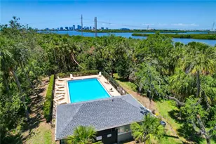 842 Tennyson Mill Cir, Tampa, FL 33619 - Photo 25