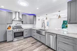 6731 14th Way S, Saint Petersburg, FL 33705 - Photo 5