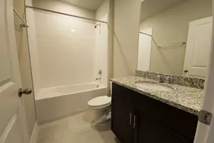 3112 Forrest Plum Ct, Zephyrhills, FL 33540 - Photo 9