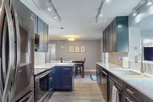 3075 Rosery Road NE, Largo, FL 33771 - Photo 17