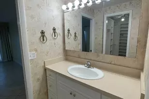 124 Dogwood Cir, Seminole, FL 33777 - Photo 35