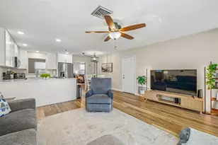 314 Circle Dr, Palm Harbor, FL 34683 - Photo 7