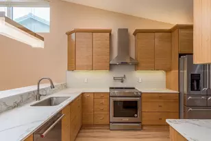 5590 Greyston St, Palm Harbor, FL 34685 - Photo 11