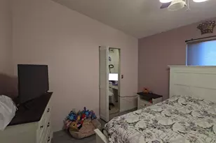 1025 SW 113th Terrace, Pembroke Pines, FL 33025 - Photo 13