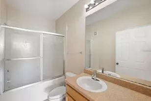 10209 Courtney Palms Blvd, Tampa, FL 33619 - Photo 17
