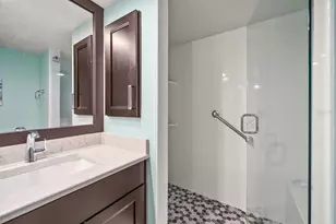 634 Edgewater Dr, Dunedin, FL 34698 - Photo 25