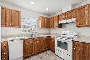 4011 Sumner Rd, Dover, FL 33527 - Photo 3