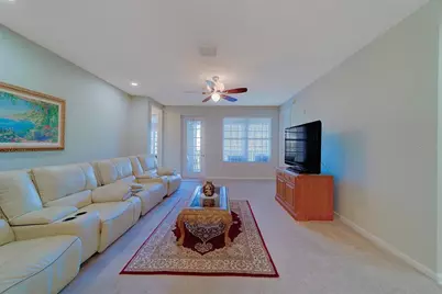 7901 Seminole Boulevard #1205, Seminole, FL 33772 - Photo 19