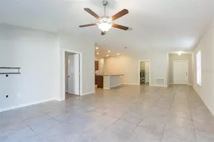 10040 Carloway Hills Dr, Wimauma, FL 33598 - Photo 7