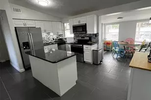 11128 116th St, Largo, FL 33778 - Photo 5