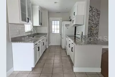 2075 Shadow Pine Drive, Brandon, FL 33511 - Photo 7