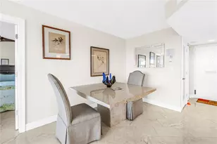 5220 Brittany Dr S, Saint Petersburg, FL 33715 - Photo 17