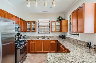 2733 Via Cipriani, Clearwater, FL 33764 - Photo 5