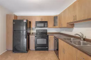 5709 Baywater Dr, Tampa, FL 33615 - Photo 7