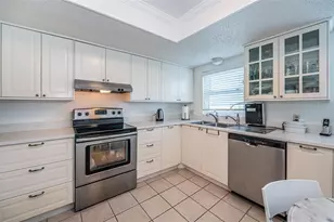 9 Haig Pl, Dunedin, FL 34698 - Photo 17