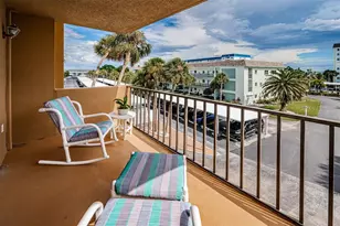 9 Haig Pl, Dunedin, FL 34698 - Photo 9