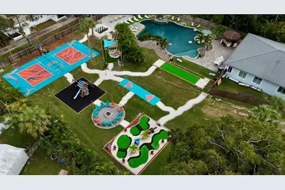 7701 40th Terrace N, Saint Petersburg, FL 33709 - Photo 1