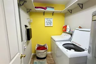 6930 Hawthorne Trace Ln, Riverview, FL 33578 - Photo 17