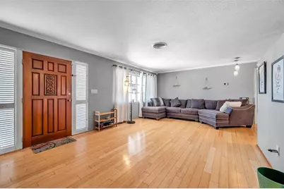 2825 60th Street N, Saint Petersburg, FL 33710 - Photo 9