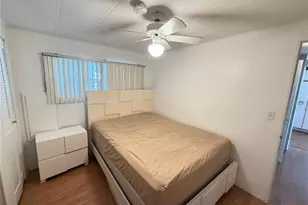 653 Mt Lancaster Ave NE, Saint Petersburg, FL 33702 - Photo 11