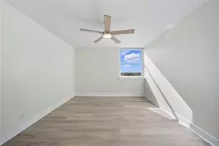 4015 Bayshore Blvd, Tampa, FL 33611 - Photo 13