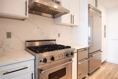 1208 E Kennedy Boulevard #827, Tampa, FL 33602 - Photo 5