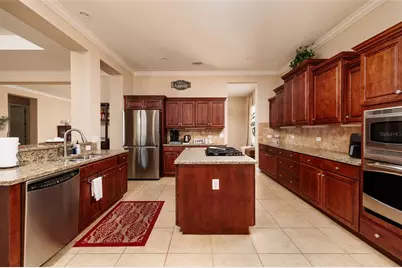 102 Wimbledon Court, Redington Shores, FL 33708 - Photo 9