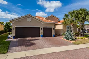 16301 Garnet Glen Pl, Wimauma, FL 33598 - Photo 7