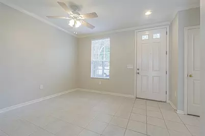 10033 Bradwell Place, Tampa, FL 33626 - Photo 3