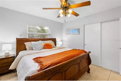 9717 54th Avenue N, Saint Petersburg, FL 33708 - Photo 19