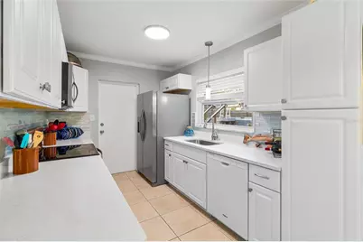 9717 54th Avenue N, Saint Petersburg, FL 33708 - Photo 15