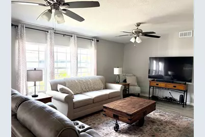 175 N Saint Thomas Circle, Apollo Beach, FL 33572 - Photo 3