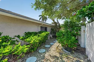 891 Island Way, Clearwater Beach, FL 33767 - Photo 63