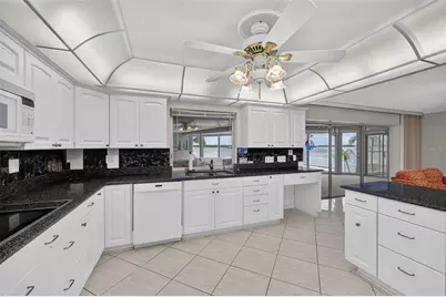 891 Island Way, Clearwater Beach, FL 33767 - Photo 13