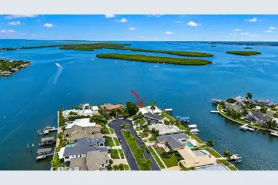 891 Island Way, Clearwater Beach, FL 33767 - Photo 23