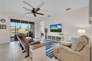 15433 Santa Pola Dr, Wimauma, FL 33598 - Photo 7