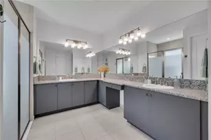 15433 Santa Pola Dr, Wimauma, FL 33598 - Photo 17